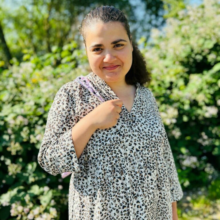 9b5a489f-f7b5-464d-adef-edb037f83aec